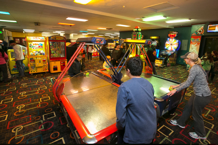 Redemption Arcade Games at Valley Center Bowl, Salinas