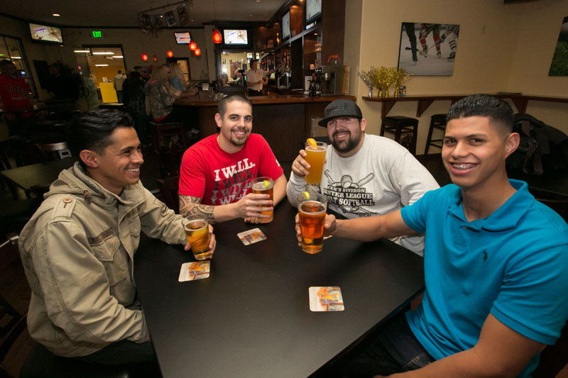 11th Frame Sports Bar & Grill Bowling Alley Salinas, California